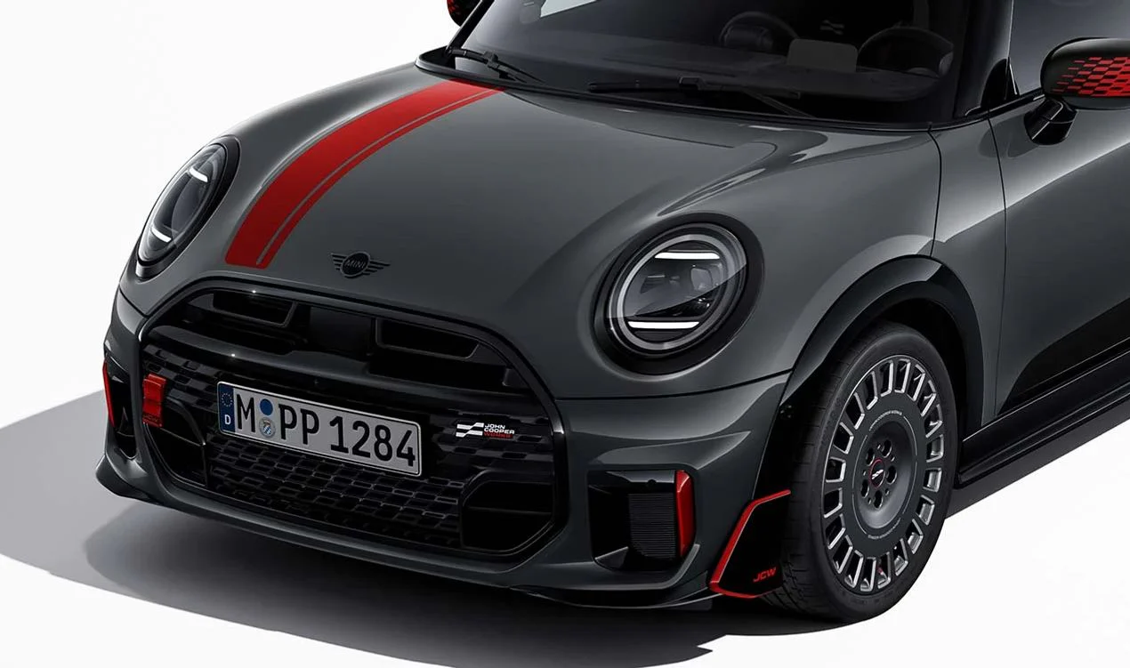 BMW Serie MINI F65 (07/2024 - 11/2024)